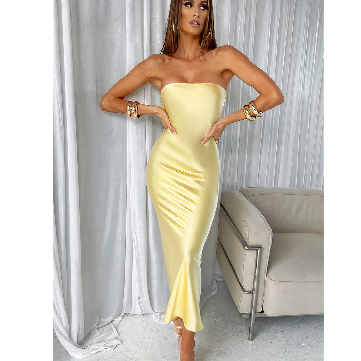 Robe maxi en satin dos nu jaune pastel
