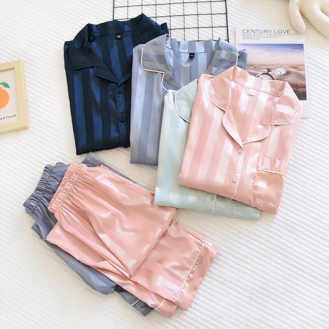 Pyjama en satin à rayure pour couple