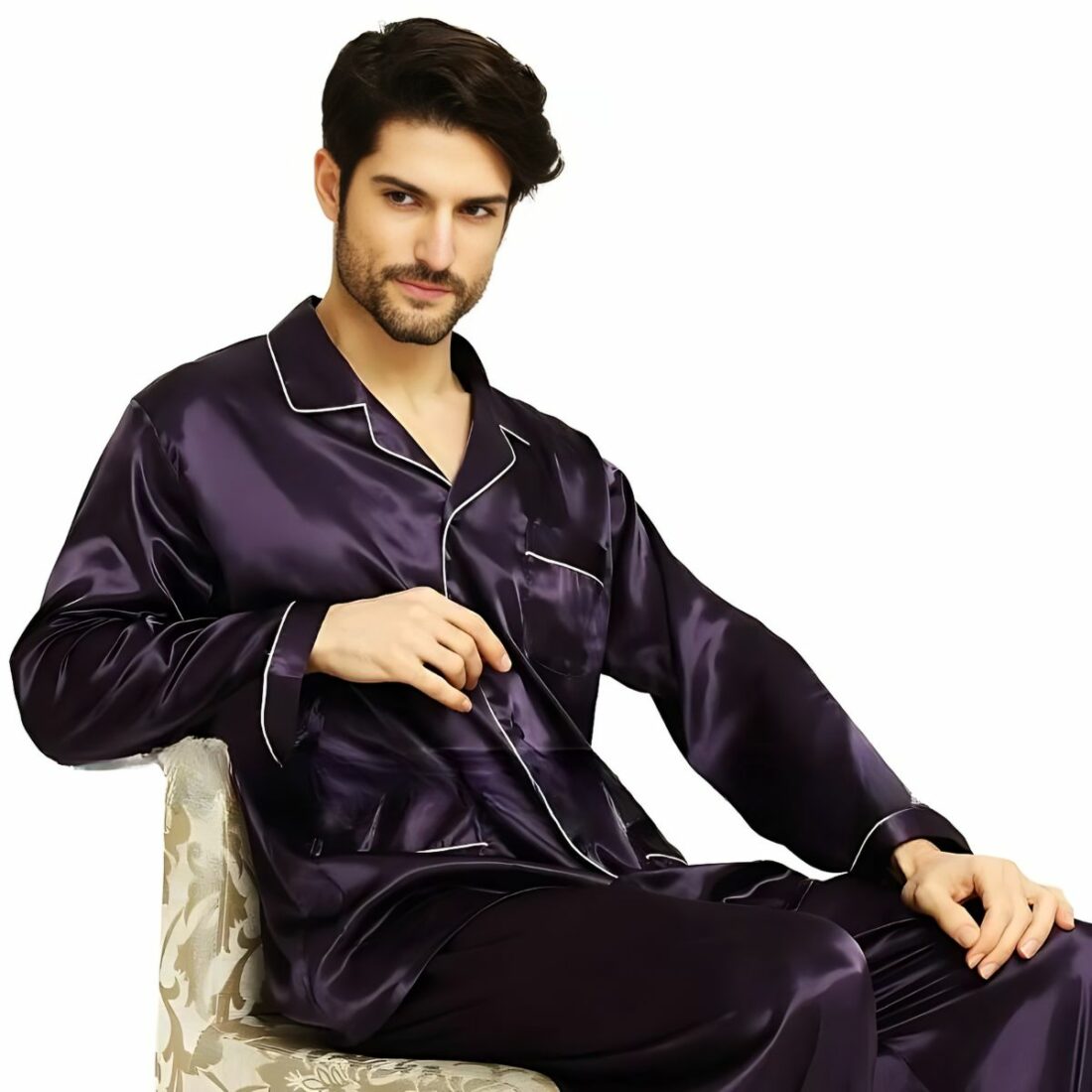 Pyjama en satin long pour homme IMG 15 02 pyjama satin homme porte violet